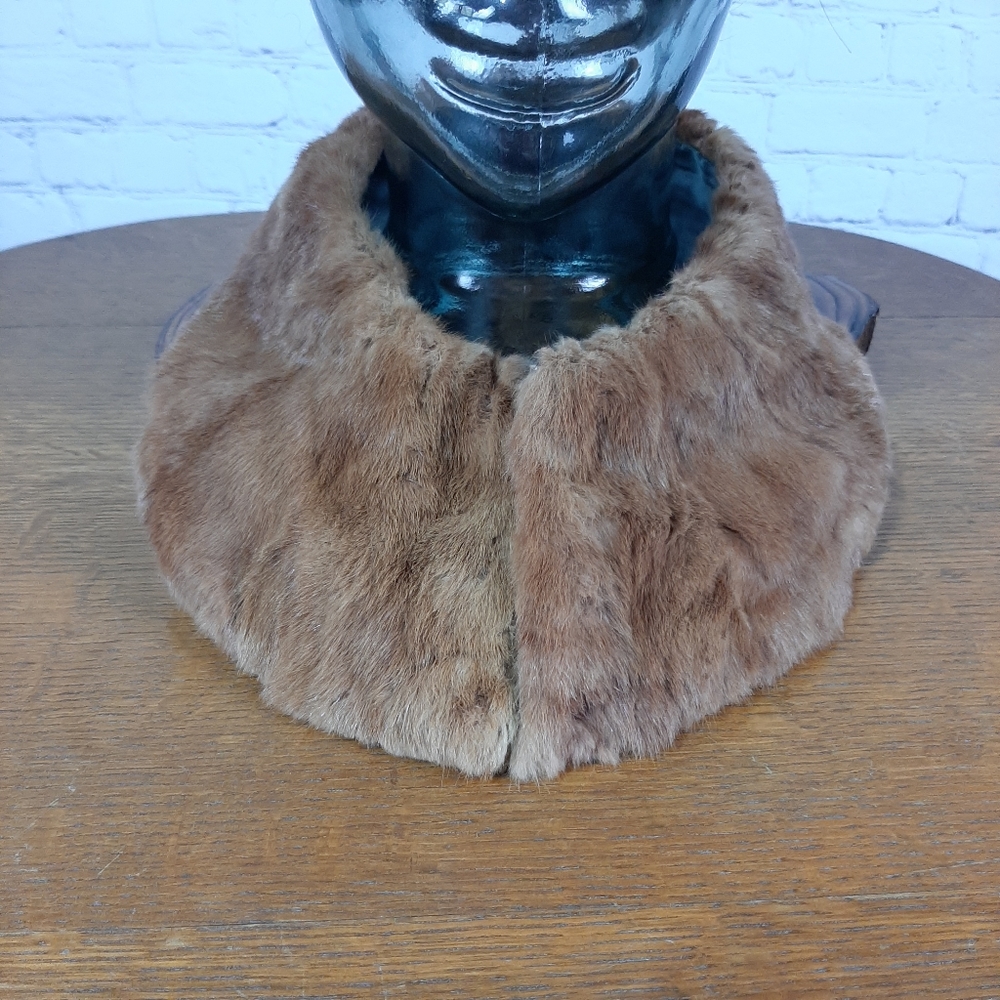 Vintage Fur Wrap Stole Neck Collar * Very Classy *